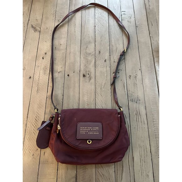 Marc by Marc Jacobs Preppy Legend Natasha Mini Nylon Crossbody Bag Cardamom - Picture 2 of 10